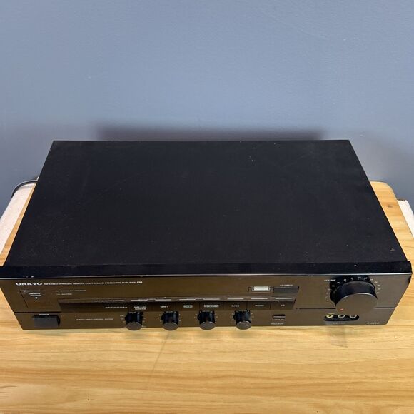 Onkyo P-3200 Infrared Wireless Remote Controlled Stereo Preamplifier - Picture 5 of 9